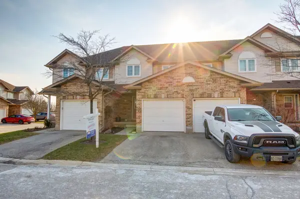 31 Schroder CRES #50, Guelph, ON N1E 7M6