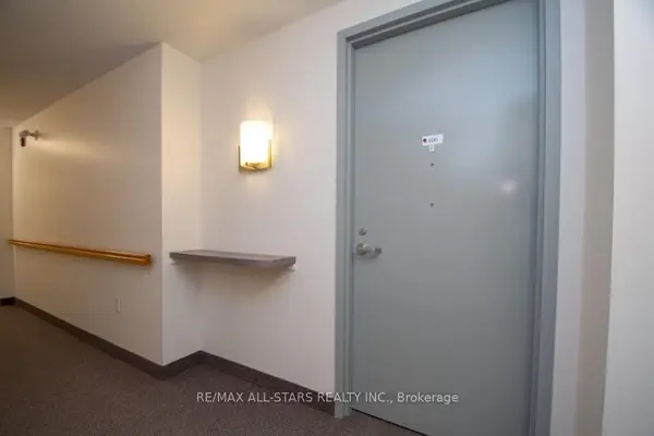 8 Huron ST #106, Kawartha Lakes, ON K9V 6K3