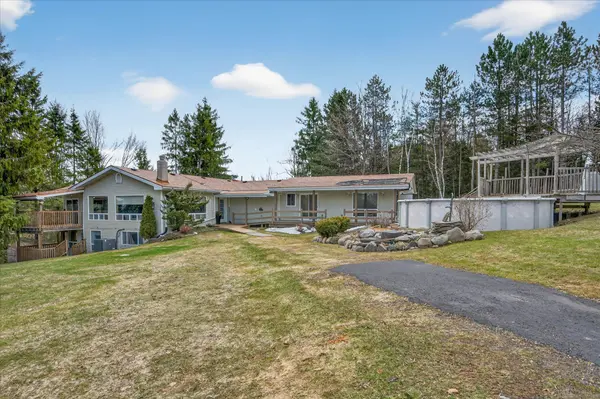 572 Fallis Line, Cavan Monaghan, ON L0A 1G0