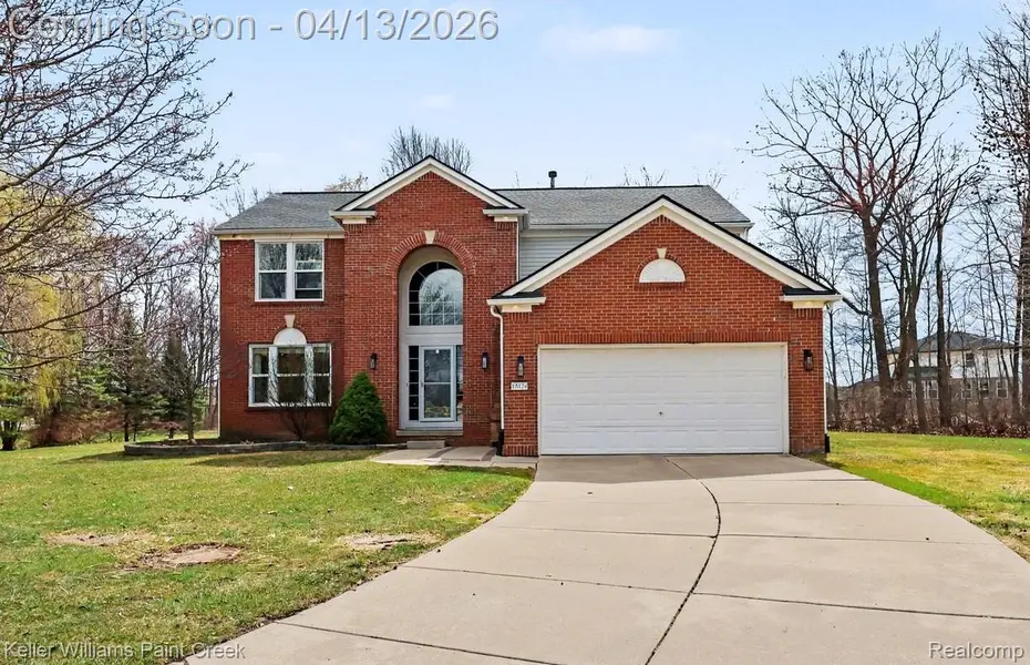 18124 Bayside DR, Macomb Township, MI 48042