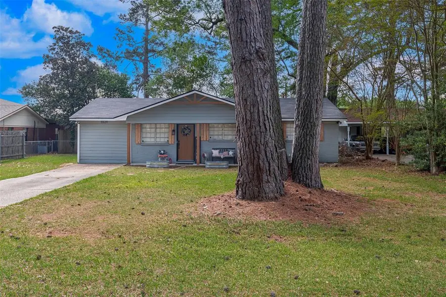 5529 Knollcrest Drive, Shreveport, LA 71129