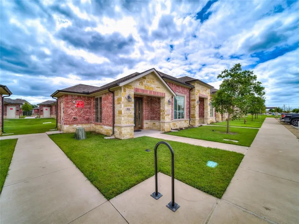 400 Stonebrook Parkway, Frisco, TX 75036