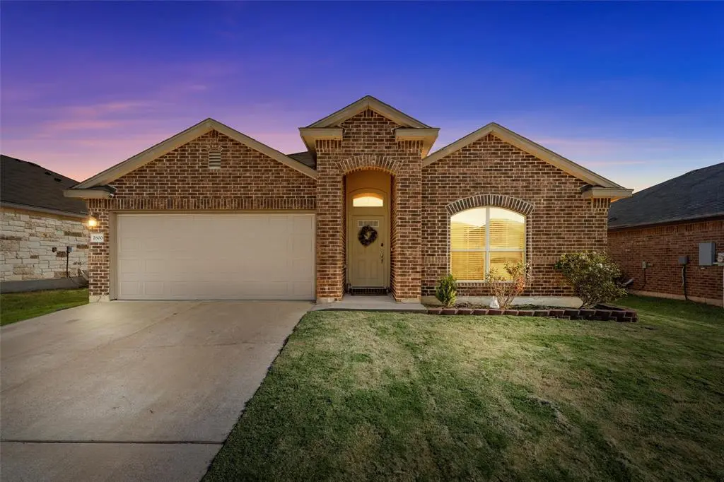 2800 Skinner Drive, Lorena, TX 76655