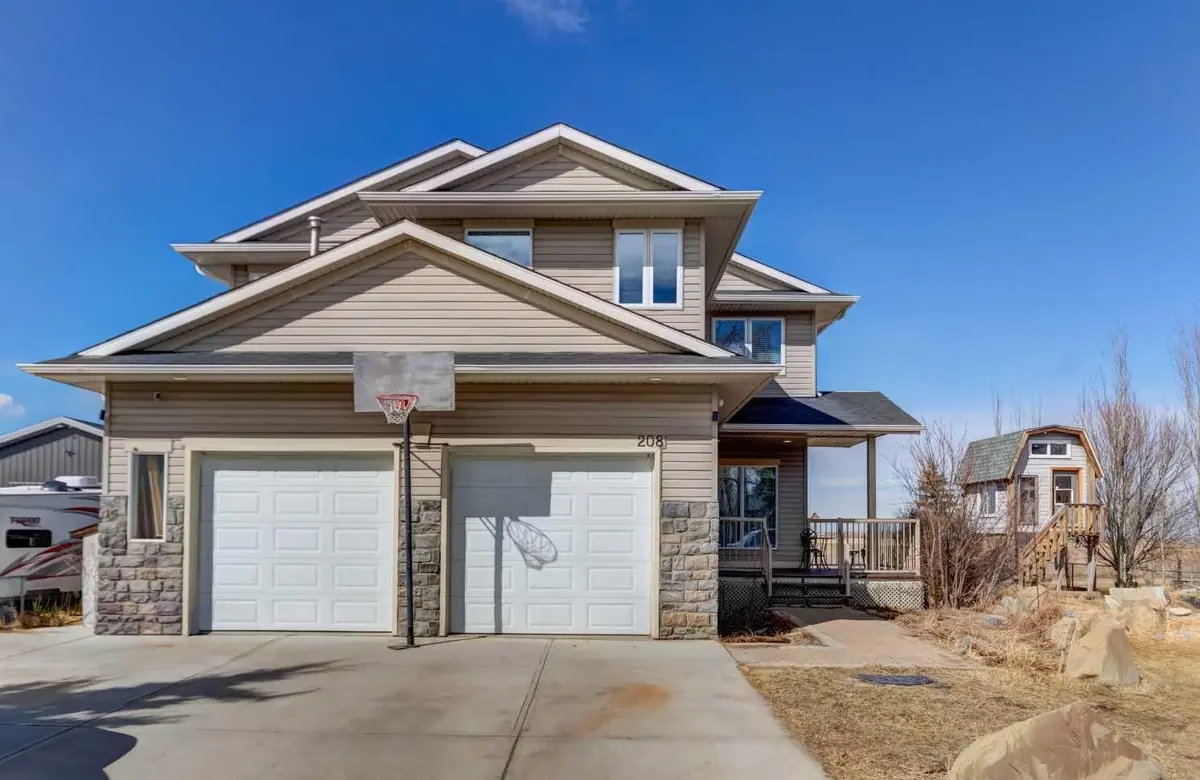 208 Railway AVE, Cheadle, AB T1P 0X8