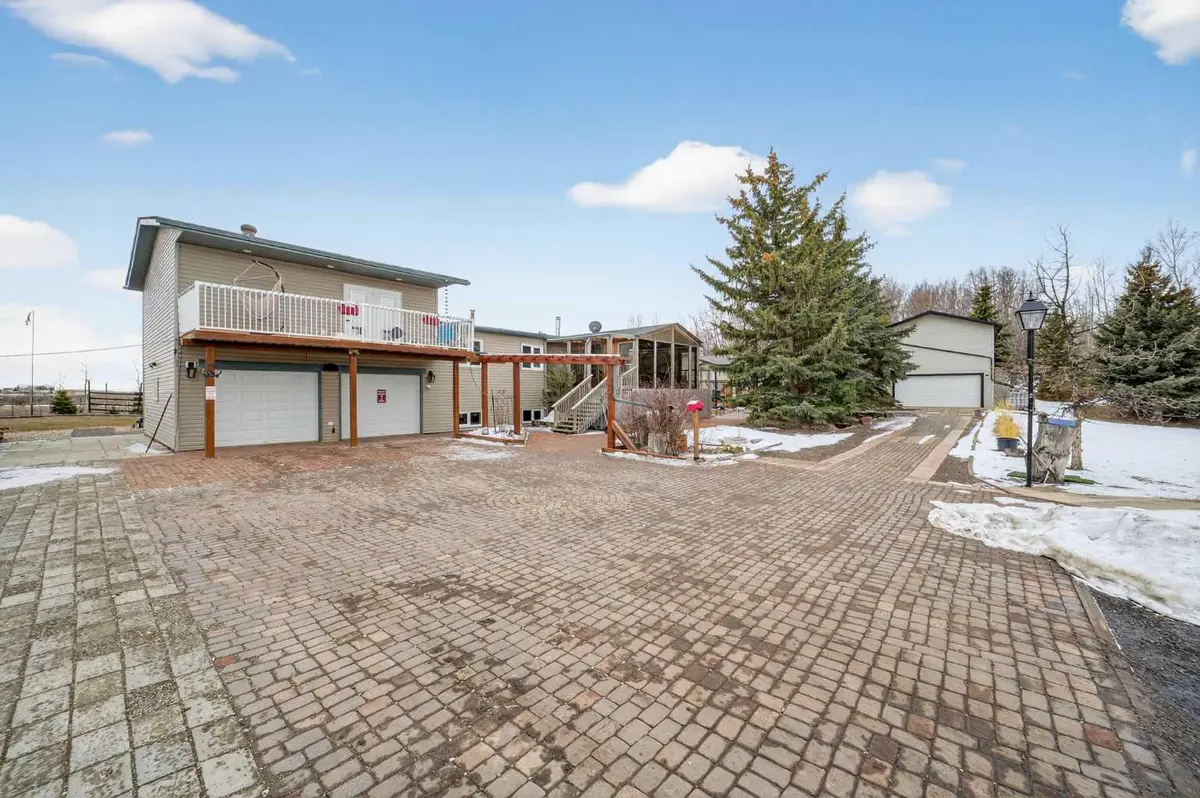 30245 Range Road 12 #10 & 20, Rural Mountain View County, AB T0M 0N0