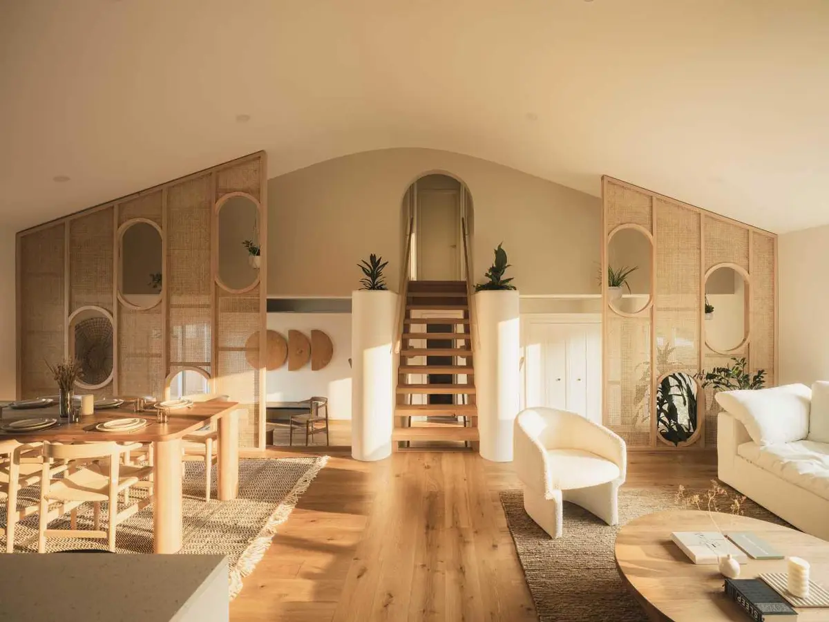 5036 Vanstone CRES NW, Calgary, AB T3A 0V9