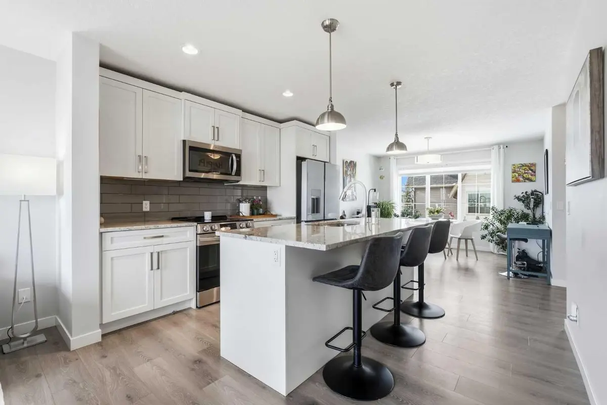 250 Fireside VW #2202, Cochrane, AB T4C 2M2