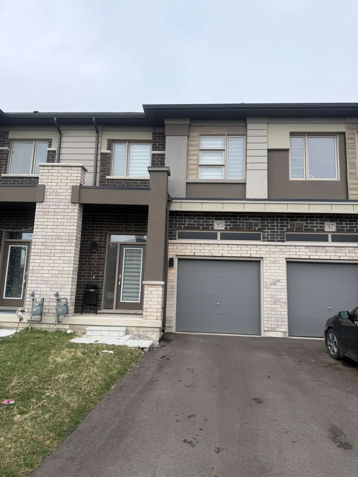 35 George Brier DR E, Brant, ON N3L 3E3