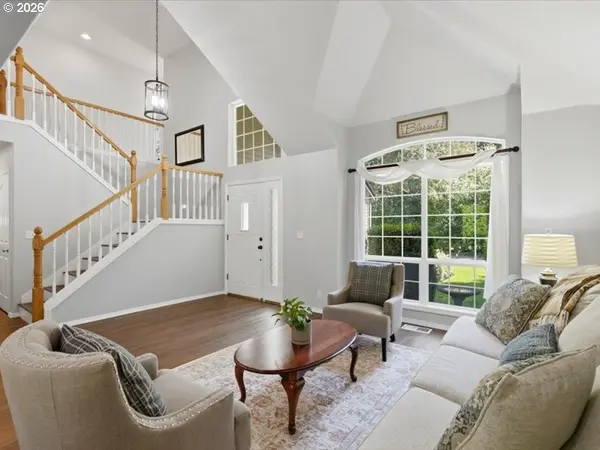 448 SE 24TH AVE, Hillsboro, OR 97123