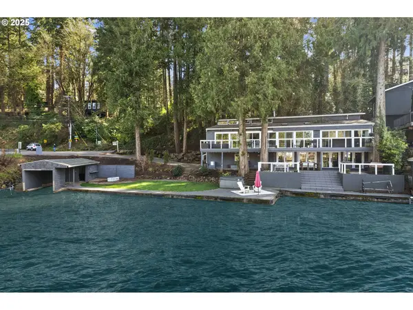 3220 SOUTHSHORE BLVD, Lake Oswego, OR 97034