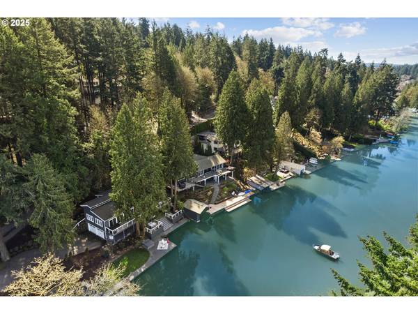 3220 SOUTHSHORE BLVD, Lake Oswego, OR 97034