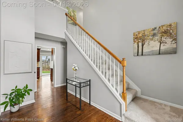 18124 Bayside DR, Macomb Township, MI 48042