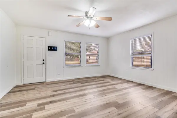 2207 Drake Street, Caddo Mills, TX 75135