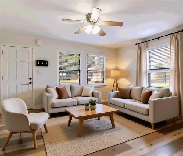 2207 Drake Street, Caddo Mills, TX 75135