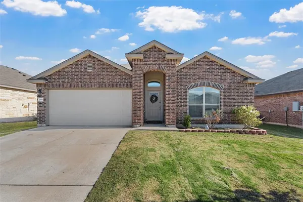 2800 Skinner Drive, Lorena, TX 76655