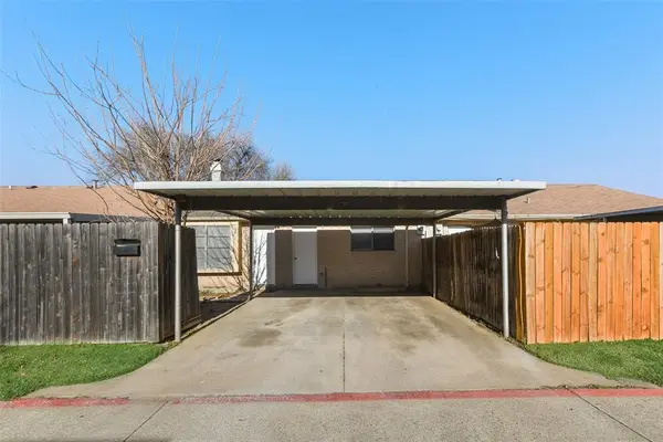 80 E Mountain Creek Drive #19, Grand Prairie, TX 75052