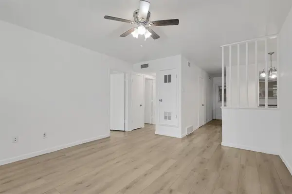 308 College Street #B, Arlington, TX 76010
