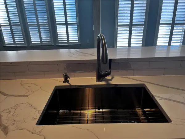 1802 Swaim Court, Arlington, TX 76001