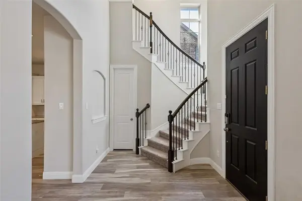 5130 Montego Bay Drive, Irving, TX 75038