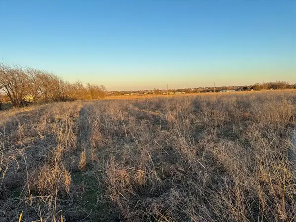 10041 County Road 1004, Godley, TX 76044