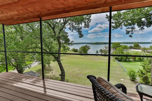 78 Park Lane, Gainesville, TX 76240