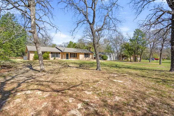 6772 FM 2494, Athens, TX 75751