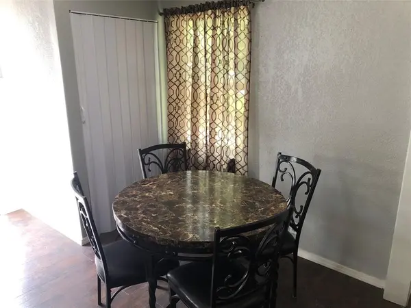 2827 Bedford Street, Dallas, TX 75212