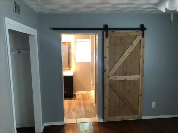 2827 Bedford Street, Dallas, TX 75212