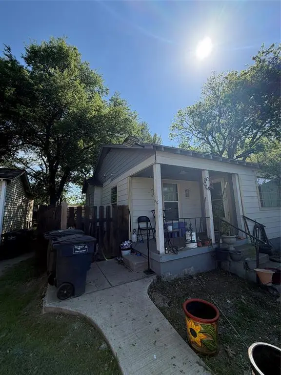 1228 Marion Avenue, Fort Worth, TX 76104