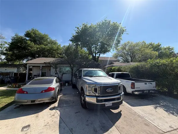 1228 Marion Avenue, Fort Worth, TX 76104