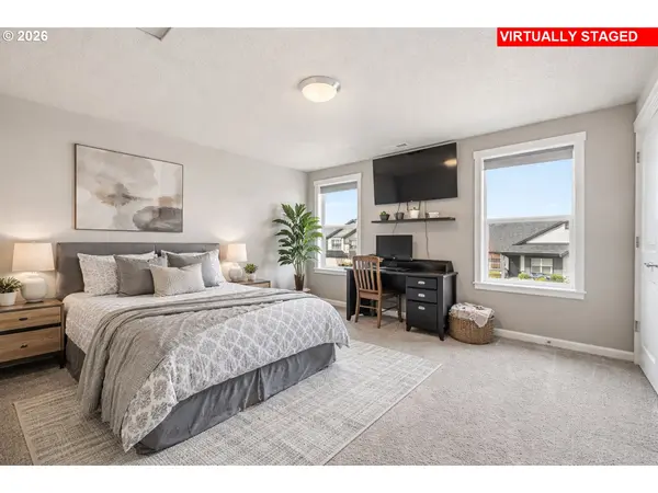 424 SW MT ST HELENS ST, Mc Minnville, OR 97128