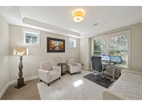 14144 GOODALL RD, Lake Oswego, OR 97034