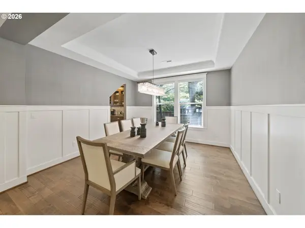 14144 GOODALL RD, Lake Oswego, OR 97034