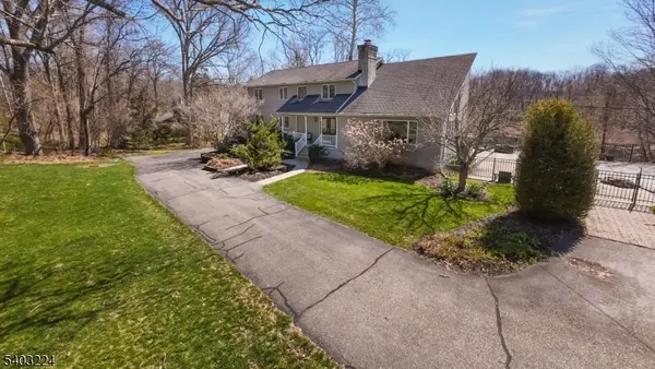 33 Ward Rd, Hardwick Twp., NJ 07825