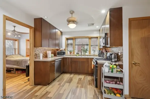 5 Cedar St, North Arlington Boro, NJ 07031