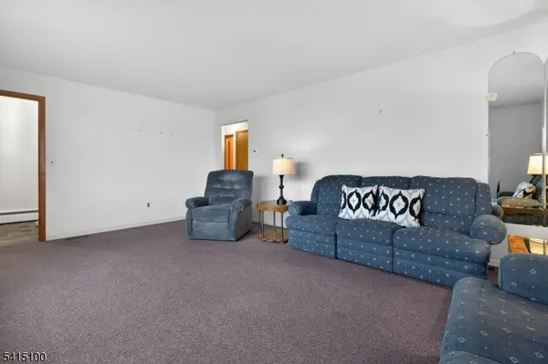 15 N 16Th St, Hawthorne Boro, NJ 07506