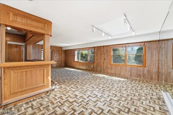 2 Ambler Way, Parsippany-troy Hills Twp., NJ 07054