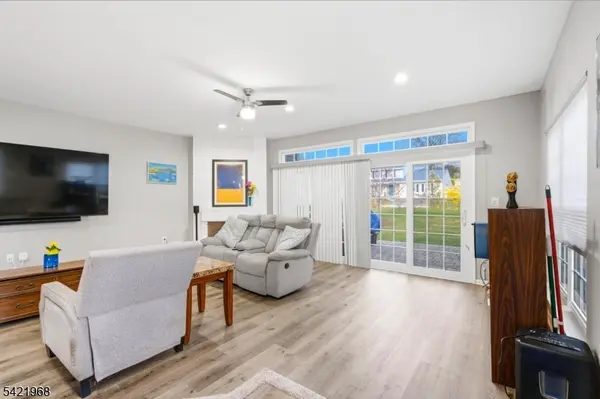 5 Ardsley Sq, Sayreville Boro, NJ 08859