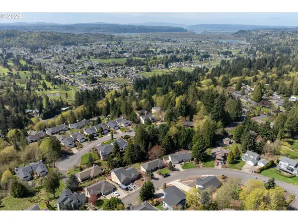 9 CURTIS, Longview, WA 98632