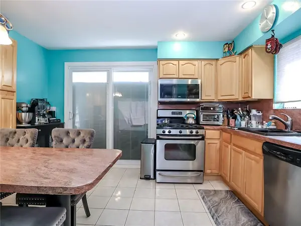 32 McCormick PL, Staten  Island, NY 10305