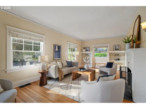 316 NE 44TH AVE, Portland, OR 97213