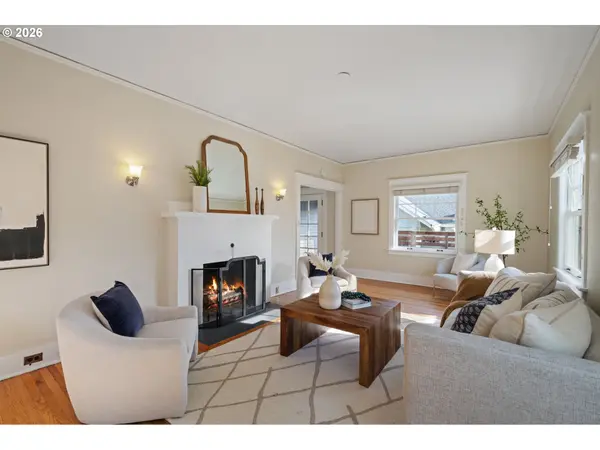 316 NE 44TH AVE, Portland, OR 97213