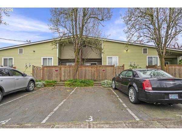 7302 N NEW YORK AVE #6, Portland, OR 97203