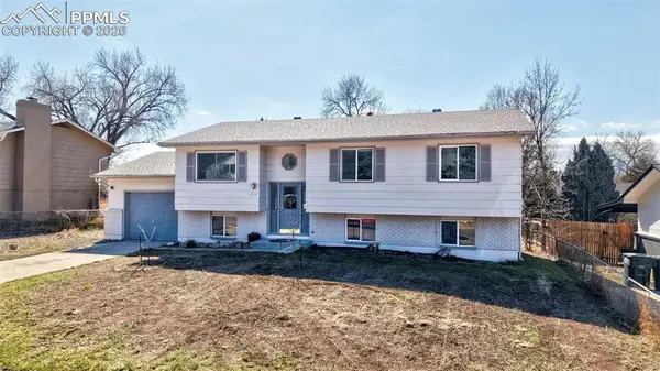 108 Cielo Vista ST, Colorado Springs, CO 80911