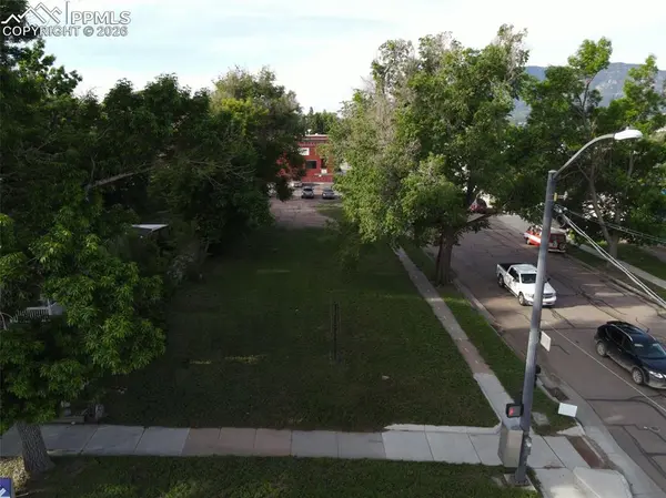 703 E Costilla ST, Colorado Springs, CO 80903