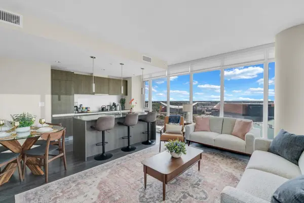 1188 3 ST SE #1409, Calgary, AB T2G 1H8