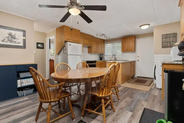 504 5th ST, Norris Beach, AB T0C 2V0