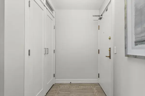 1001 14 AVE SW #601, Calgary, AB T2R 1L2