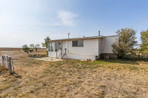 7502 Old Trans Canada HWY, Rural Cypress County, AB T0J 2P0