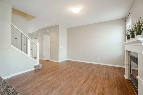 1001 8 ST NW #2303, Airdrie, AB T4B 0W5